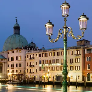 Hotel Carlton On The Grand Canal Venetië